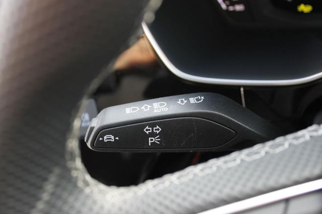 AUDI Q3 usata, con Park Distance Control