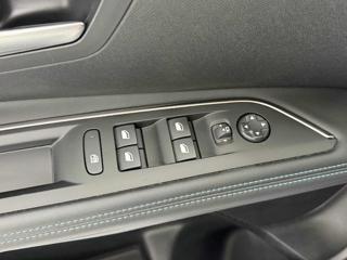PEUGEOT 3008 usata 27