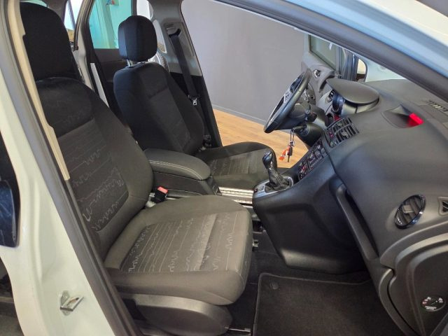 OPEL Meriva usata 15