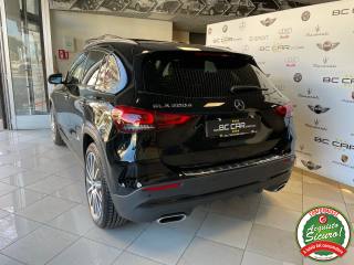 MERCEDES-BENZ GLA 200 usata, con Cerchi in lega