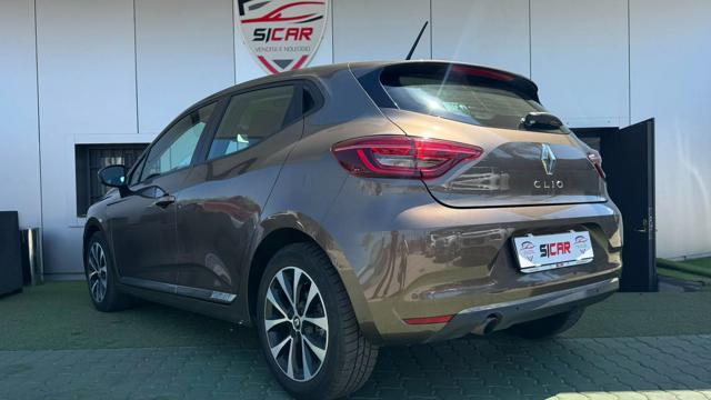 RENAULT Clio usata, con Autoradio