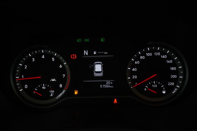 HYUNDAI i10 usata 13