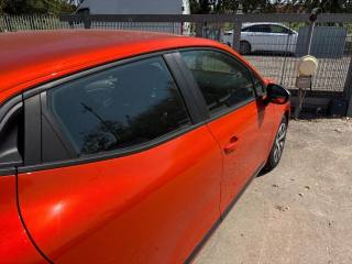 RENAULT Clio usata, con Airbag