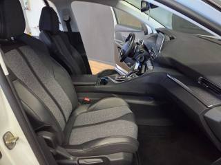PEUGEOT 3008 usata, con Specchietti laterali elettrici