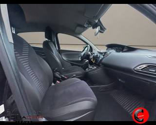 LANCIA Ypsilon usata, con ESP