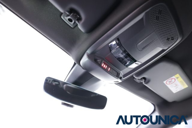 PEUGEOT 208 usata, con Sensori di parcheggio anteriori