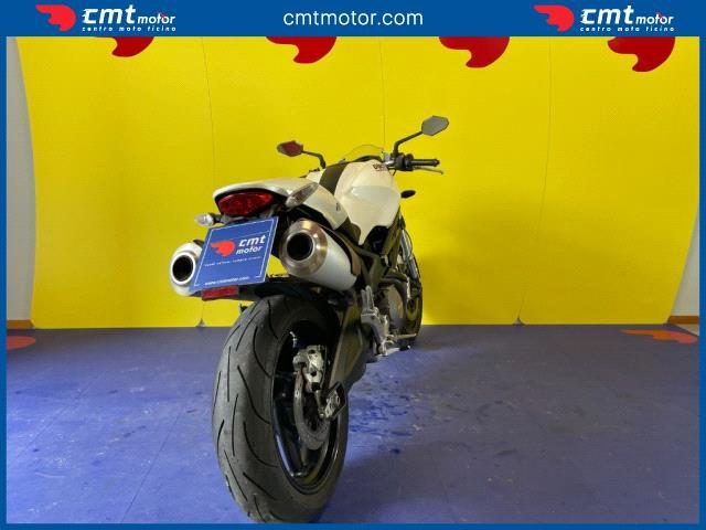 DUCATI Monster 696 usata 3