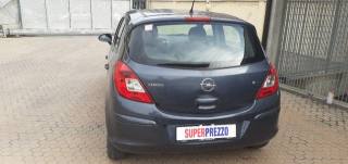 OPEL Corsa usata, con Autoradio