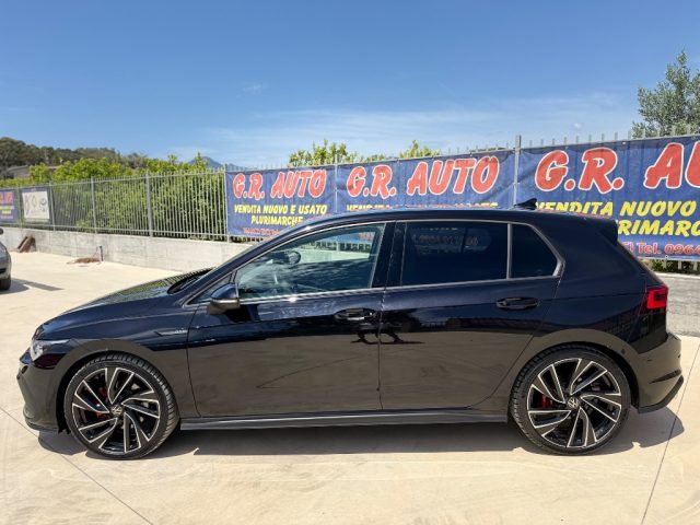 VOLKSWAGEN Golf usata, con Autoradio