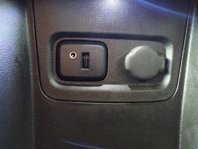 OPEL Karl usata, con Cruise Control
