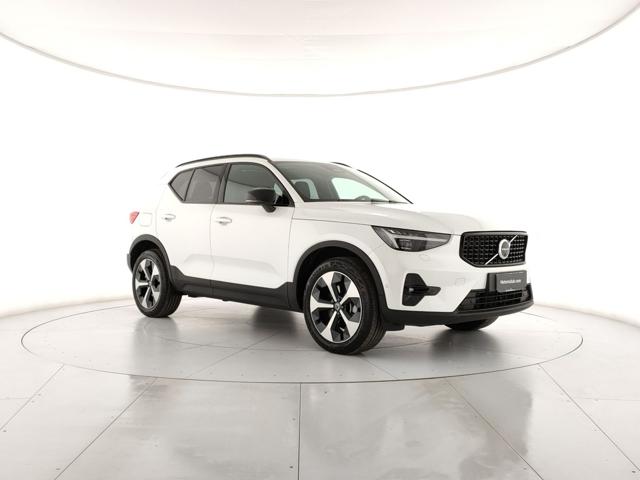 VOLVO XC40 usata, con Autoradio