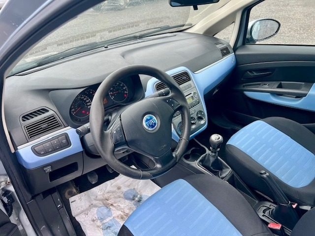 FIAT Grande Punto usata 12