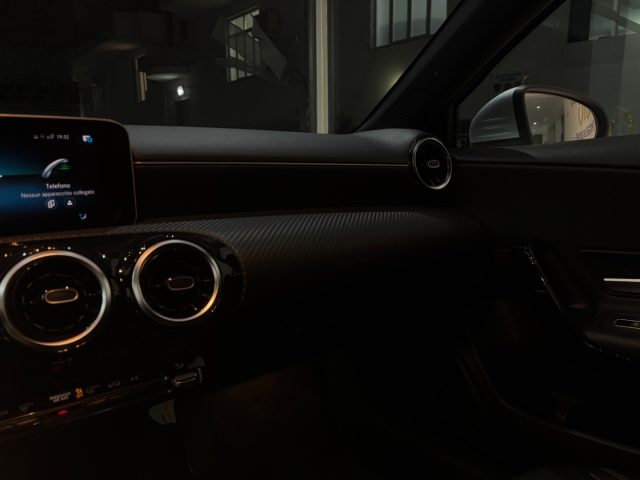 MERCEDES-BENZ A 180 usata, con Bracciolo