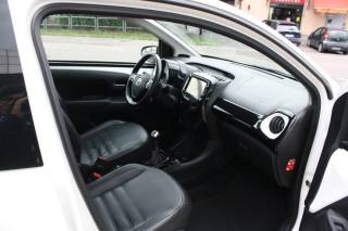 TOYOTA Aygo usata 13
