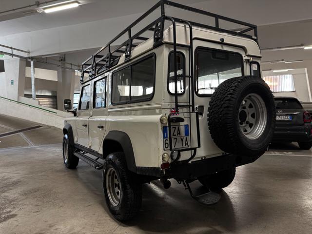 LAND ROVER Defender usata 9
