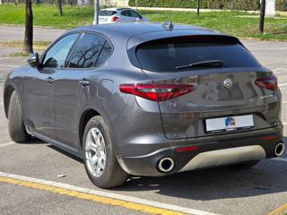 ALFA ROMEO Stelvio usata, con Autoradio