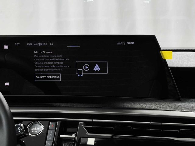 PEUGEOT 5008 usata, con Frenata d