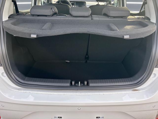 HYUNDAI i10 usata, con Controllo trazione