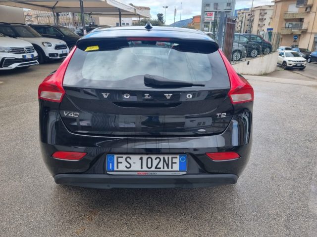 VOLVO V40 usata, con Airbag laterali