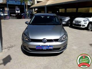 VOLKSWAGEN Golf usata, con Airbag