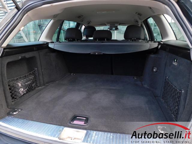 MERCEDES-BENZ C 220 usata, con Chiusura centralizzata telecomandata