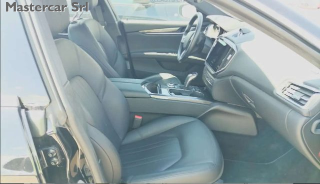 MASERATI Ghibli usata, con Autoradio