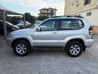 TOYOTA Land Cruiser usata, con Cruise Control