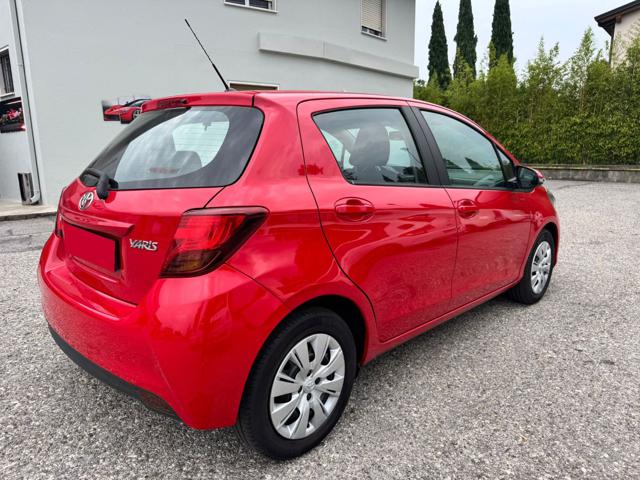 TOYOTA Yaris usata, con Airbag