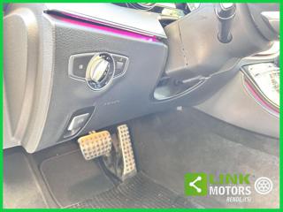 MERCEDES-BENZ E 220 usata, con Sedile posteriore sdoppiato