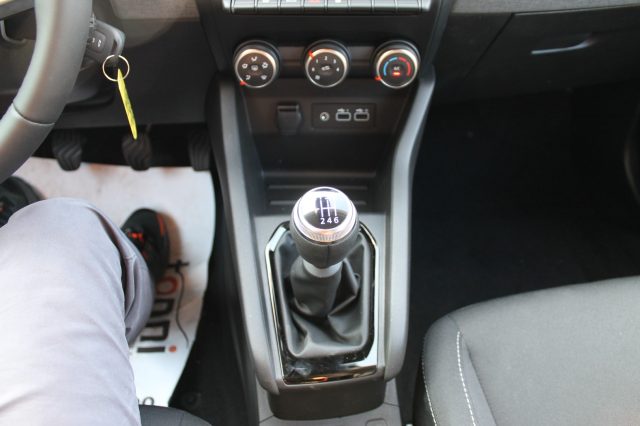 RENAULT Clio usata, con USB