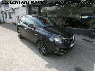 LANCIA Ypsilon usata, con Fendinebbia