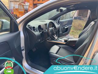 MERCEDES-BENZ GLA 200 usata, con Chiusura centralizzata