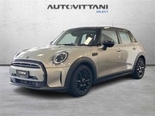 MINI Mini 5 Porte 1.5 Twin Power Turbo Cooper Essential