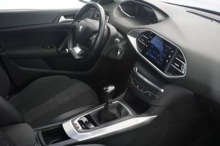 PEUGEOT 308 usata, con Park Distance Control