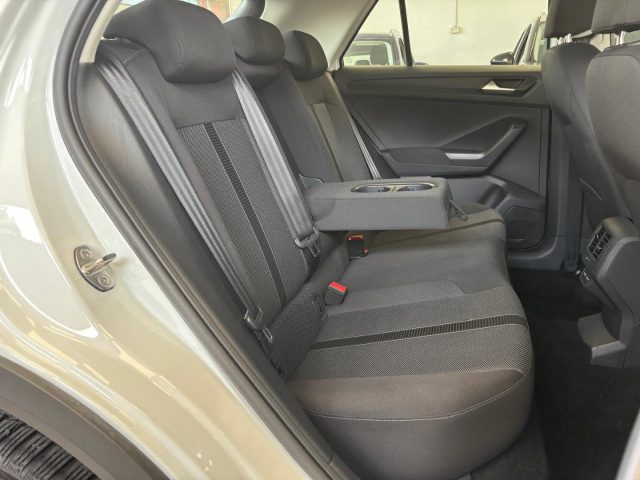VOLKSWAGEN T-Roc usata, con Servosterzo