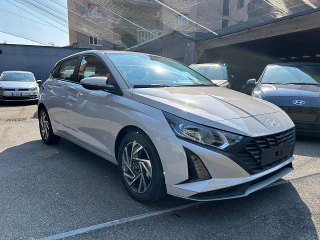 HYUNDAI i20 usata, con Airbag