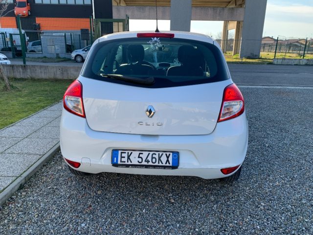 RENAULT Clio usata, con Autoradio