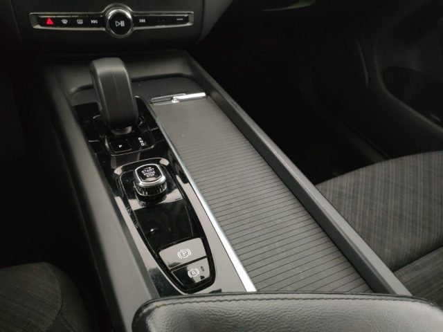 VOLVO XC60 usata, con Fari LED