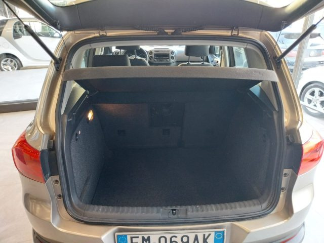 VOLKSWAGEN Tiguan usata, con Airbag testa