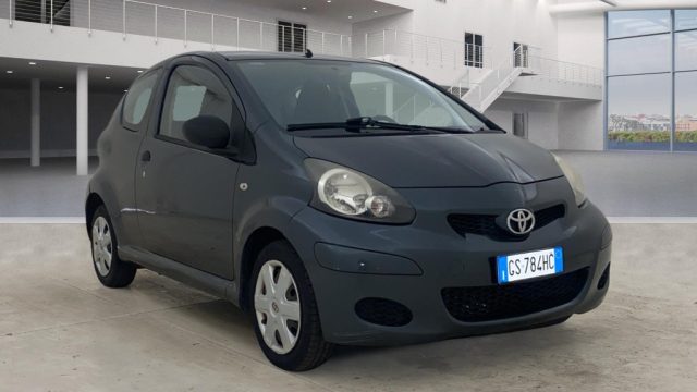 TOYOTA Aygo usata, con Airbag