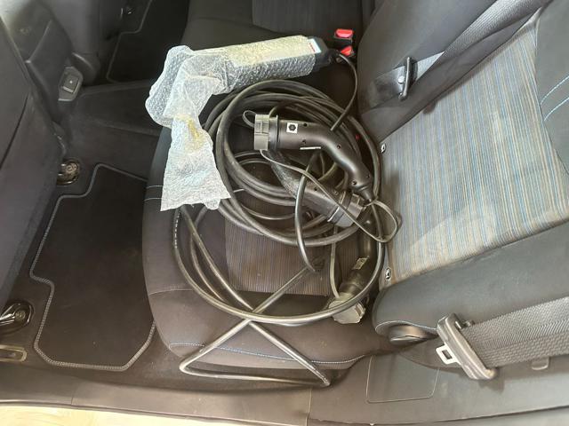 NISSAN Leaf usata, con Touch screen