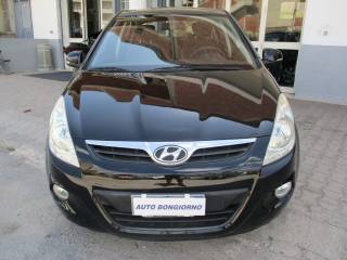 HYUNDAI i20 usata, con Airbag