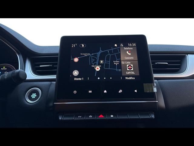 RENAULT Captur usata, con Bracciolo