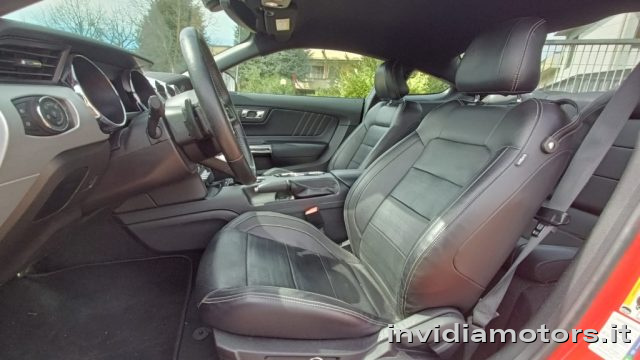 FORD Mustang usata, con Autoradio