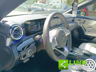 MERCEDES-BENZ CLA 200 usata, con Fari LED
