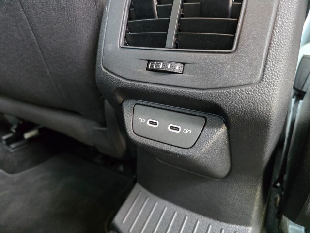 VOLKSWAGEN T-Roc usata 169
