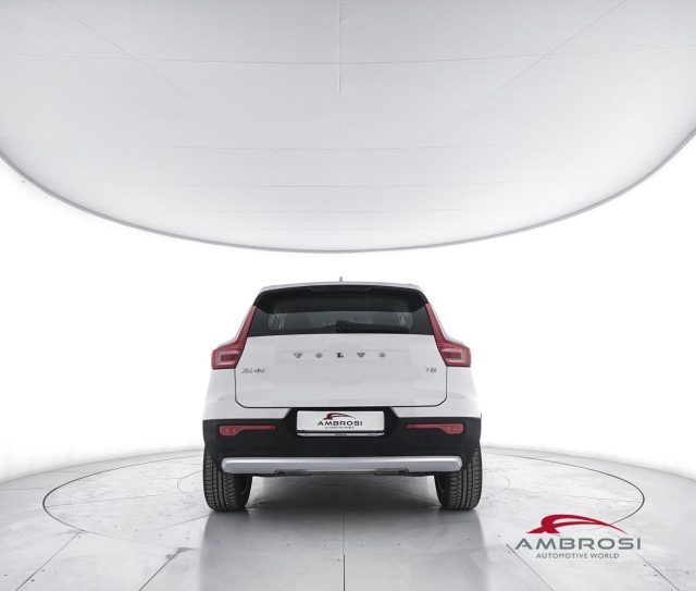 VOLVO XC40 usata 5