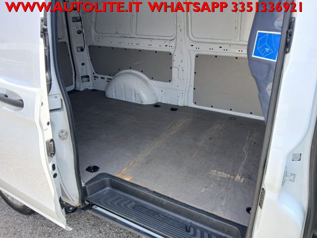 MERCEDES-BENZ Vito usata, con Cronologia tagliandi