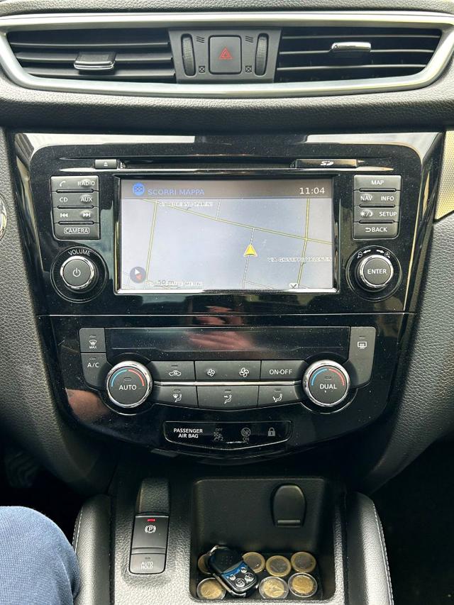 NISSAN Qashqai usata, con Controllo elettronico della corsia