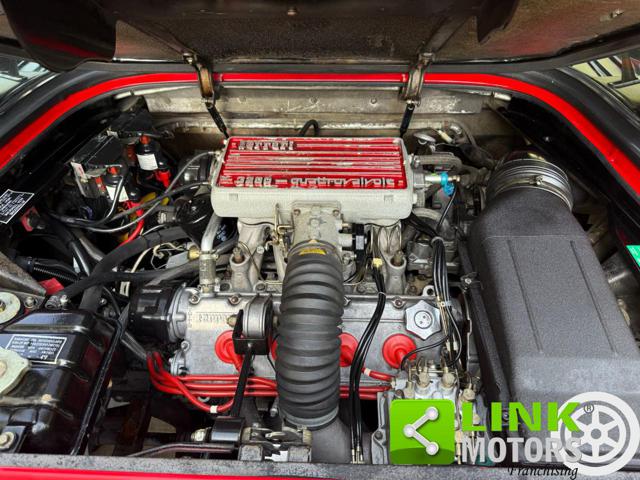 FERRARI Mondial usata, con Kit fumatori